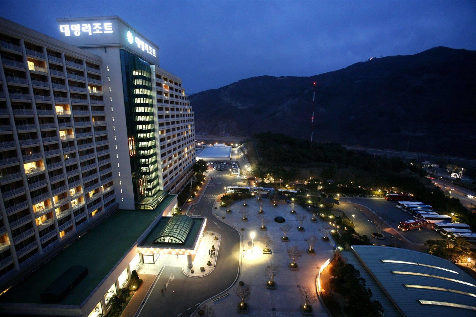 Sono Belle Danyang Hotel Exterior photo